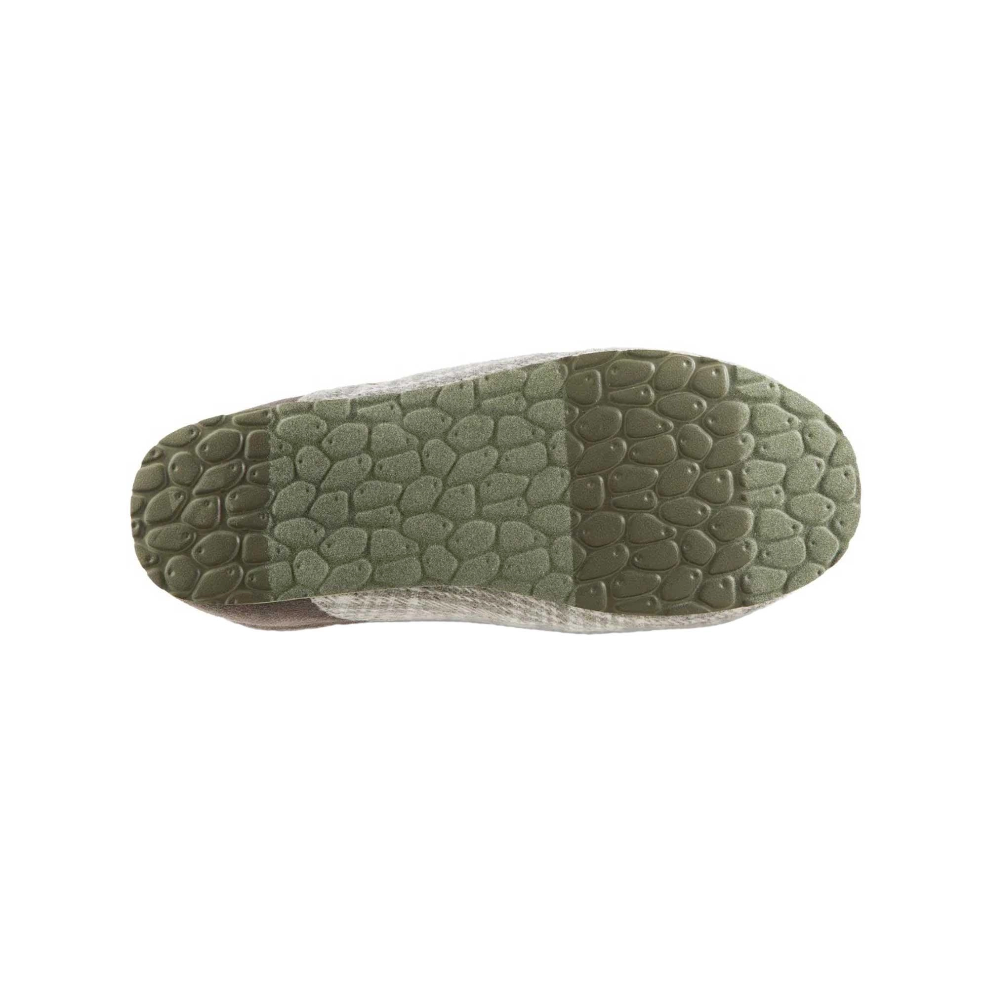 Acorn Women's Slippers - Parker Comfort Grey Plaid Flannel, X-Large | A20153GPLWXL
