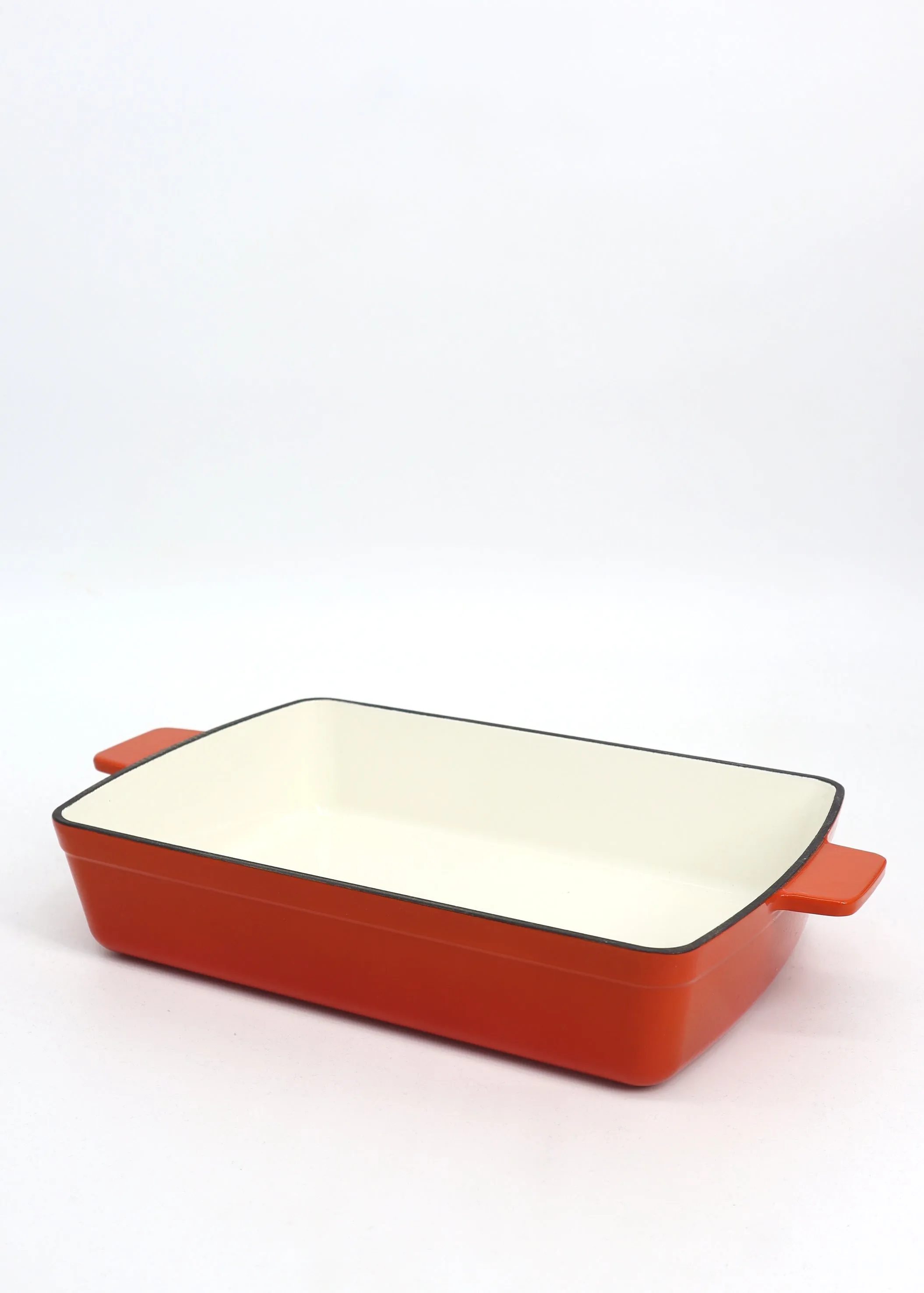 Cast Iron Oven Dish�